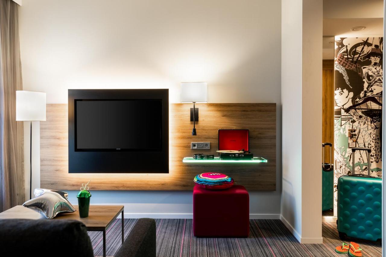 Moxy Glasgow Sec المظهر الخارجي الصورة